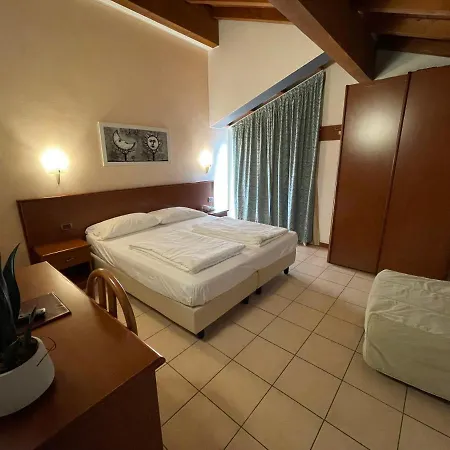 Hotel Virginia Garda (Verona)